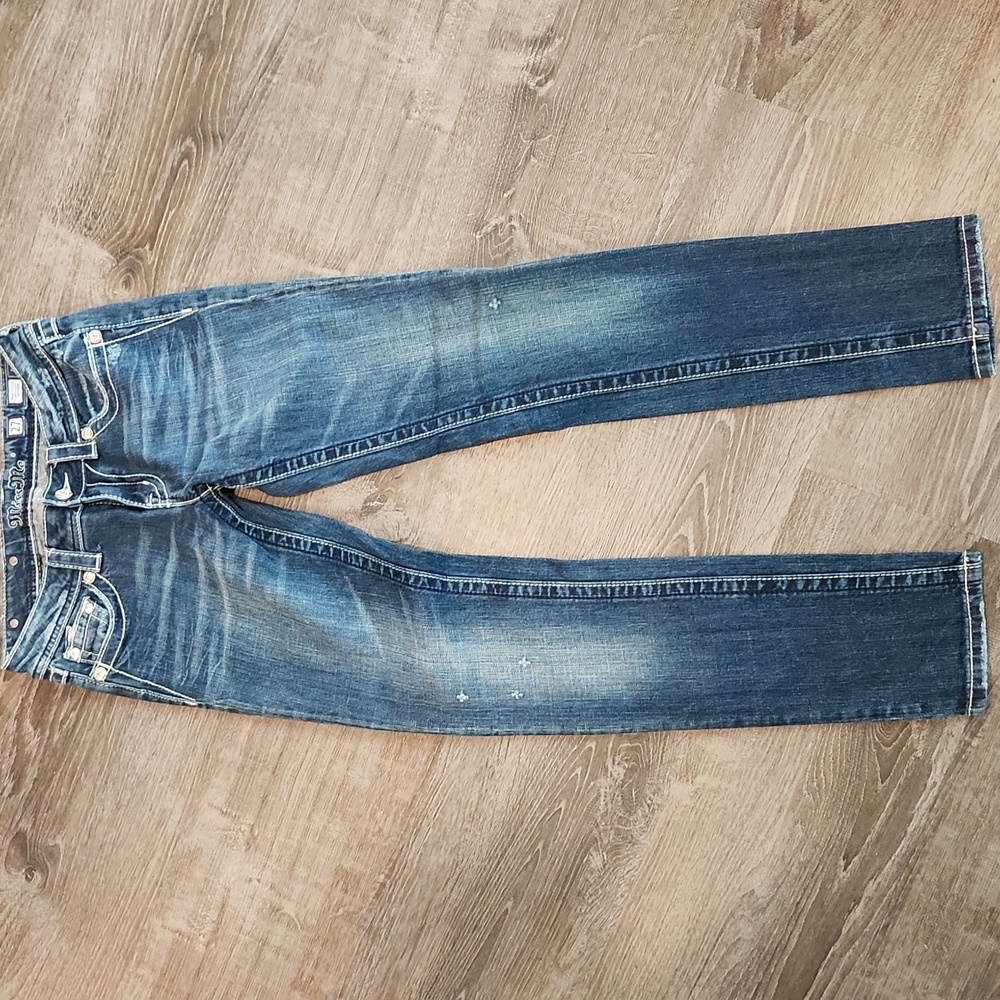 Miss Me Skinny Size 27 with Rhinestone Rivets - Picture 2 of 5